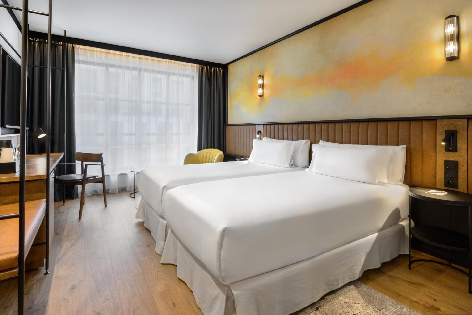 Deluxe Double or Twin Room View